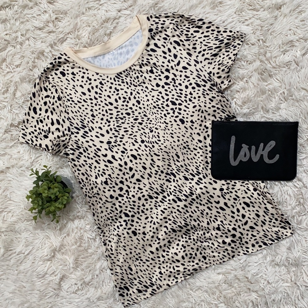 Boutique Leopard Spotted Tee 💗 Cream & Black